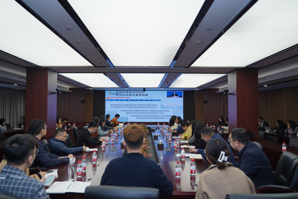 1616581129909833NSBz.jpg DSC09568.jpg